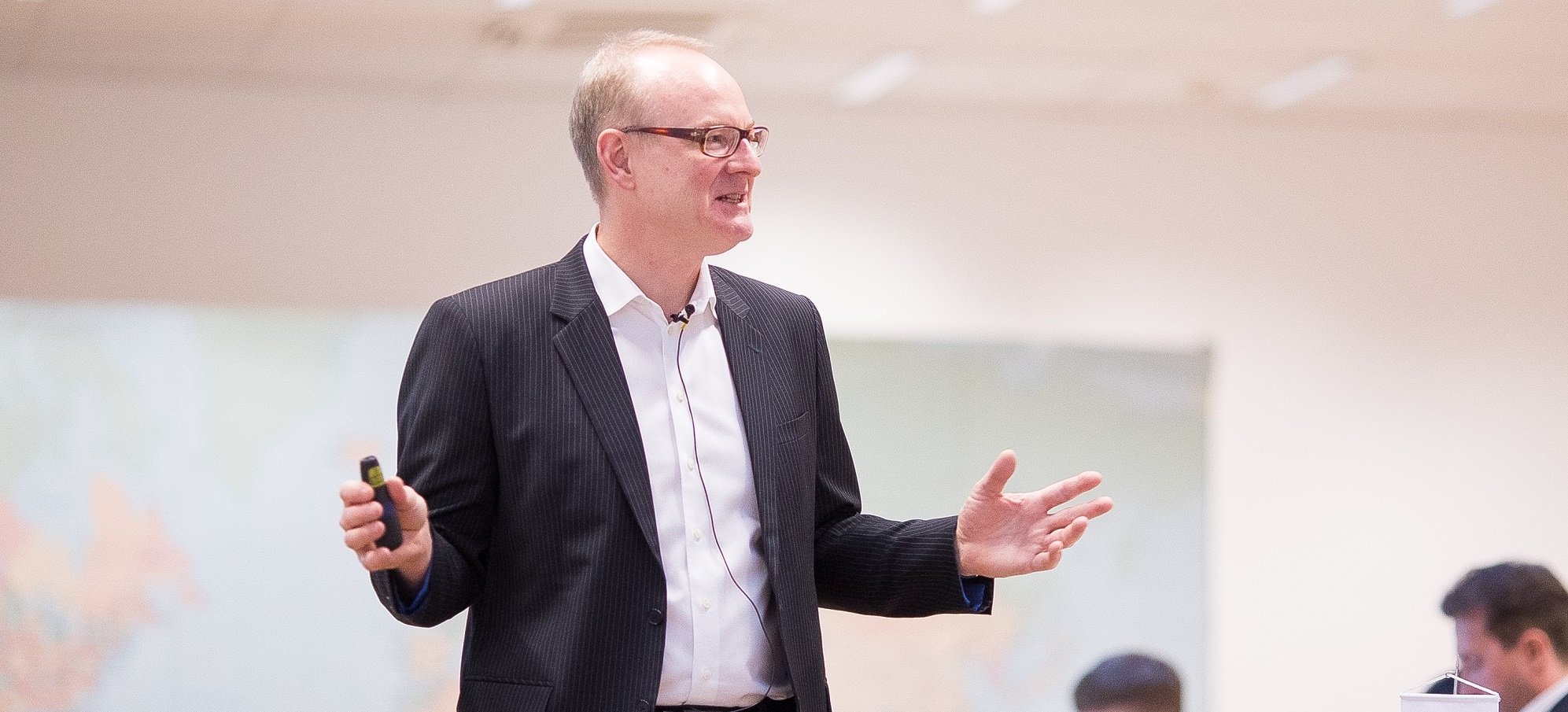 Martin Roll Teaches New MBA Presentation Skills Class At Nanyang Business School - July 2018